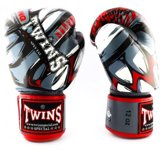 Боксерские перчатки Twins Special с рисунком (FBGVL3-55 Demon)